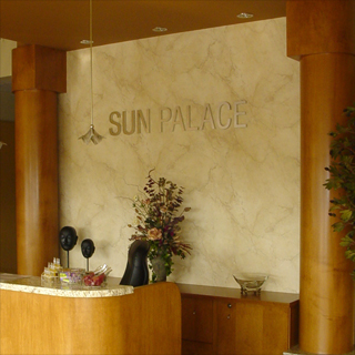 SUN PALACE